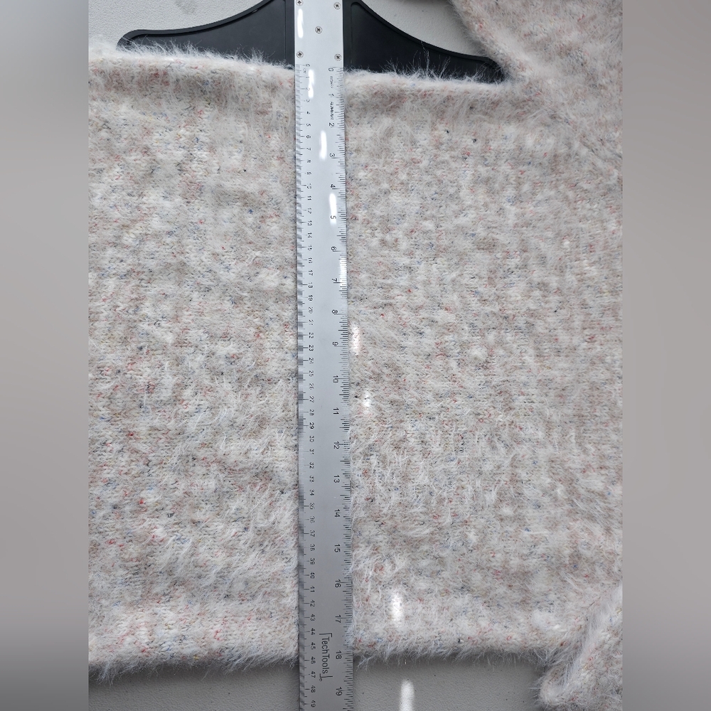 Lou & Grey Soft Speckled Eyelash Knit Sweater - Cozycore Neutral Cream Small - Picture 8 of 9